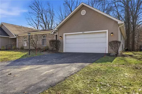 361 Hilltop Blvd, Canfield, OH 44406
