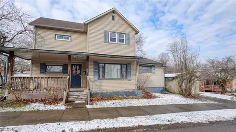 237 S 5th St, Byesville, OH 43723
