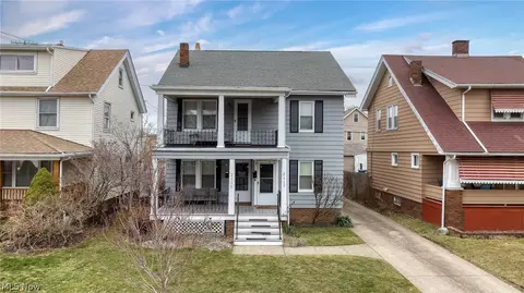 2115 Wascana Ave, Lakewood, OH 44107