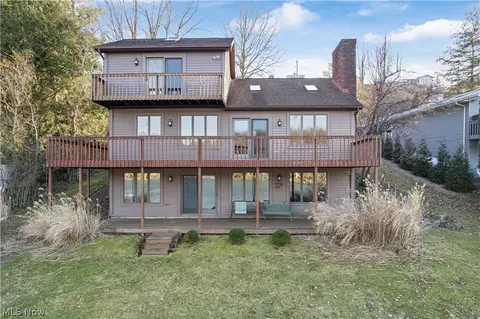 44 Cheyenne Trl, Malvern, OH 44644