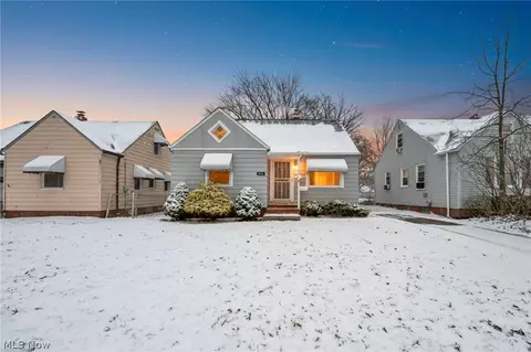 515 E 250th St, Euclid, OH 44132