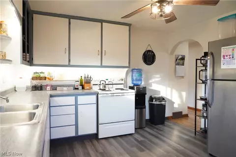 4400 Dunton Rd, Lorain, OH 44055 photo 8