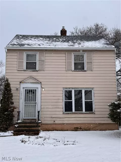 16512 Stockbridge Ave, Cleveland, OH 44128