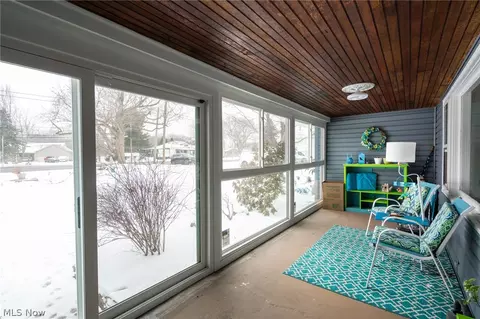 Exterior - 6445 Lake Ave, Elyria, OH 44035 photo 1 of 17