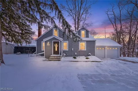 4536 Center Rd, Brunswick, OH 44212
