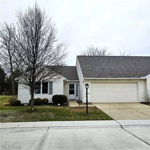 16400 Commons Oval, Strongsville, OH 44136