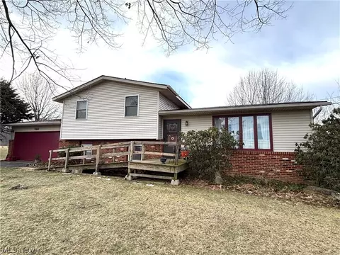43753 Columbiana Waterford Rd, Columbiana, OH 44408