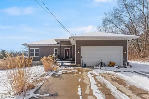 2958 Moyer Ave, Norton, OH 44203