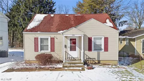 198 Summit St, Wadsworth, OH 44281
