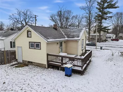 1031 Thayer Ave, Ashtabula, OH 44004 photo 15