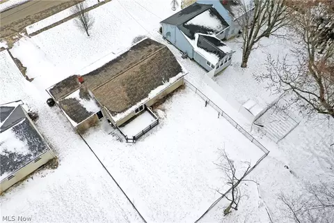 View/Area - 889 Edenridge Dr, Youngstown, OH 44512 photo 2 of 2