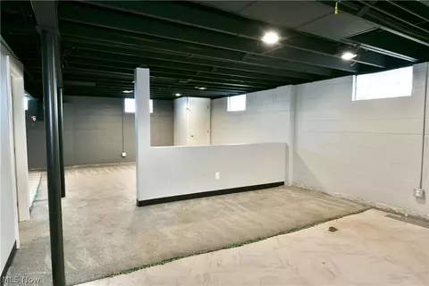 Other - 889 Edenridge Dr, Youngstown, OH 44512 photo 4 of 10