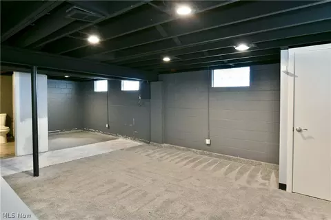 Other - 889 Edenridge Dr, Youngstown, OH 44512 photo 5 of 10