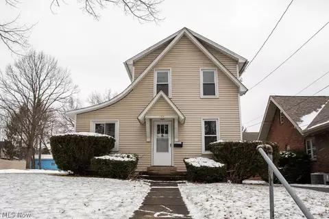 173 Poland Ave, Struthers, OH 44471