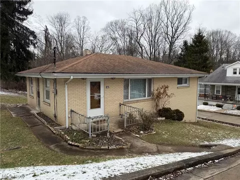 329 N Forest Ave, Steubenville, OH 43952