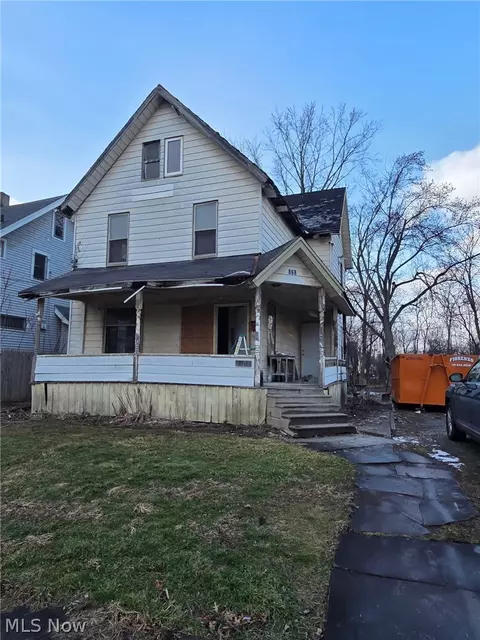 868 Front St SW, Warren, OH 44485