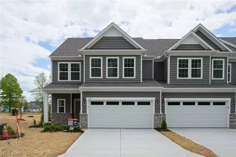 769 Rock Hbr, Avon Lake, OH 44012