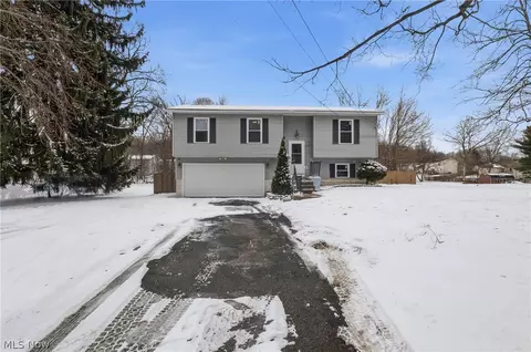 1183 Eastland Ave, Akron, OH 44305