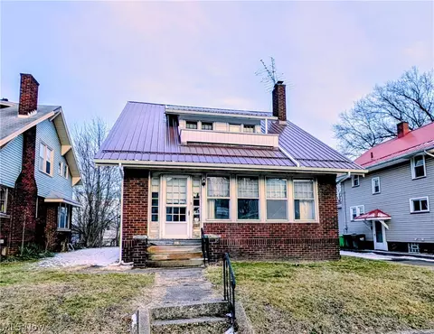 1350 S Freedom Ave, Alliance, OH 44601