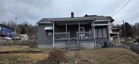 401 Concord St, Martins Ferry, OH 43935