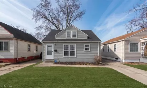 4492 W 170th St, Cleveland, OH 44135
