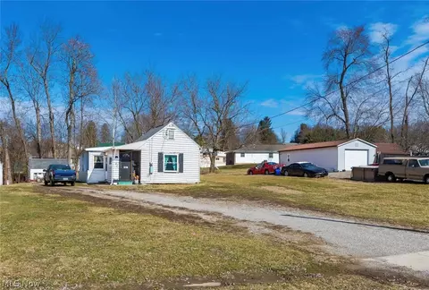 97 E King St, Zanesville, OH 43701