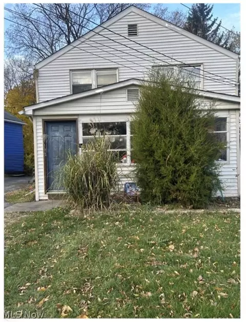 14113 Maple Ave, Maple Heights, OH 44137 photo 1