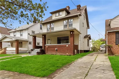 3370 E 137th St, Cleveland, OH 44120