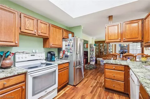 Kitchen - 10700 W Ridge Rd, Carlisle, OH 44035 photo 2 of 5