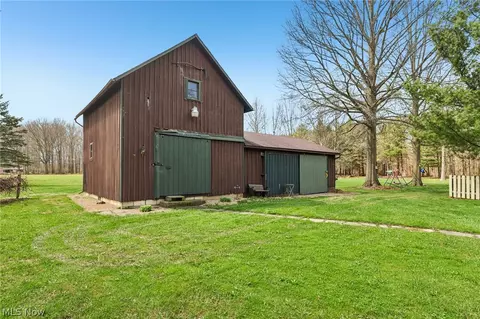 Exterior - 10700 W Ridge Rd, Carlisle, OH 44035 photo 8 of 8