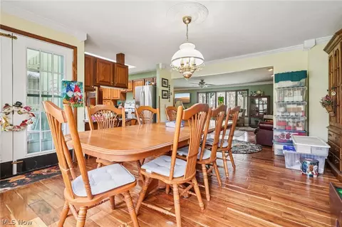 Dining - 10700 W Ridge Rd, Carlisle, OH 44035 photo 2 of 3
