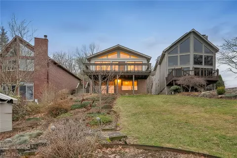 347 Dorwil Dr, Akron, OH 44319