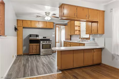Kitchen - 612 Maplewood Ave, Struthers, OH 44471 photo 1 of 3