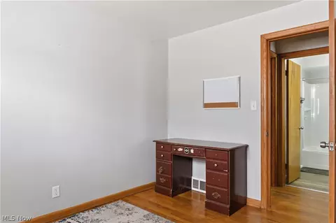 Bedroom - 612 Maplewood Ave, Struthers, OH 44471 photo 2 of 6