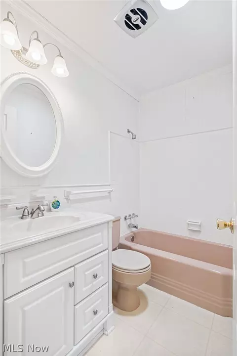 Bath - 271 Manor Ave NW, Canton, OH 44708 photo 2 of 2