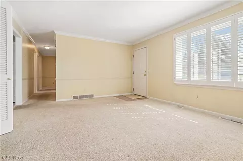 Living - 271 Manor Ave NW, Canton, OH 44708 photo 1 of 2