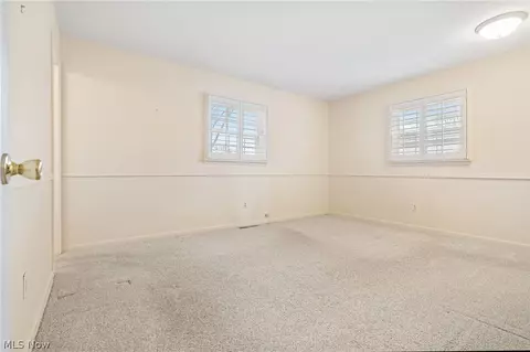 Bedroom - 271 Manor Ave NW, Canton, OH 44708 photo 3 of 4