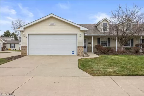 315 W W Gln, Elyria, OH 44035