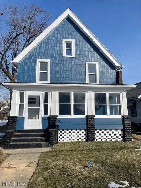 311 6th St, Fairport Harbor, OH 44077