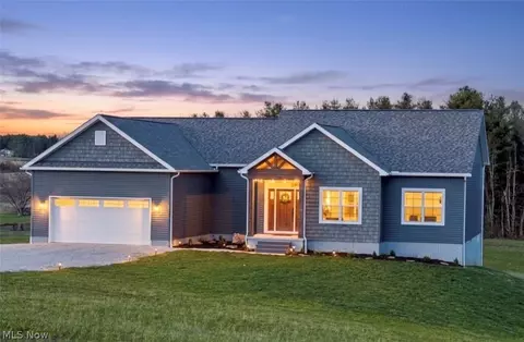 280 Asher Ln, Fleming, OH 45729