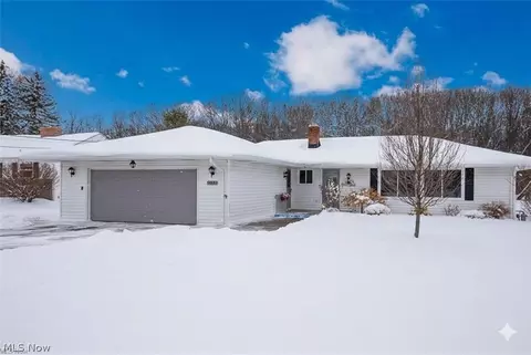 14686 Drake Rd, Strongsville, OH 44136