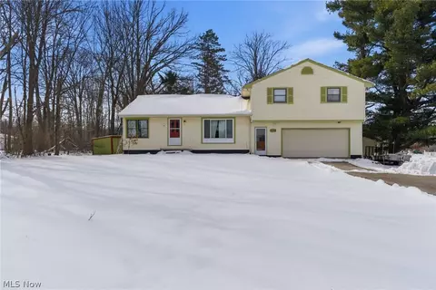 9278 Liberty Rd, Twinsburg, OH 44087