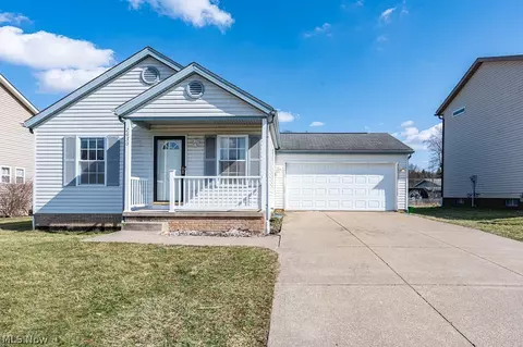 2630 Blenheim Ave, Alliance, OH 44601