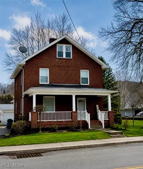 402 E Lincoln Way, Lisbon, OH 44432