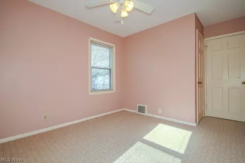 29613 Sylvan Dr, Willowick, OH 44095 photo 12