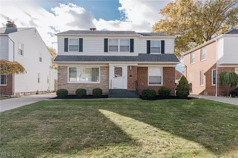 4532 Greenwold Rd, South Euclid, OH 44121