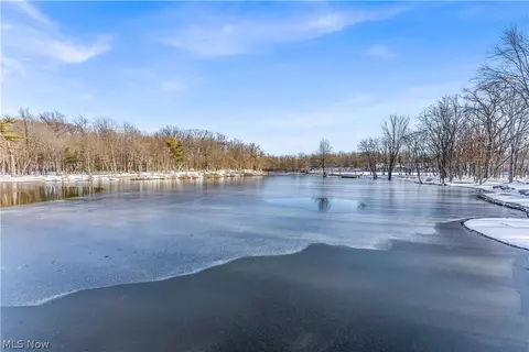 57 Riverside Dr, Berea, OH 44017 photo 44