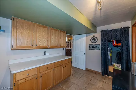423 E Decker Dr, Seven Hills, OH 44131 photo 22