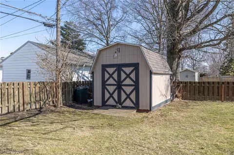 423 E Decker Dr, Seven Hills, OH 44131 photo 38
