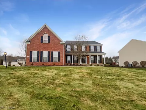 5198 Fairington Ave, Copley, OH 44321